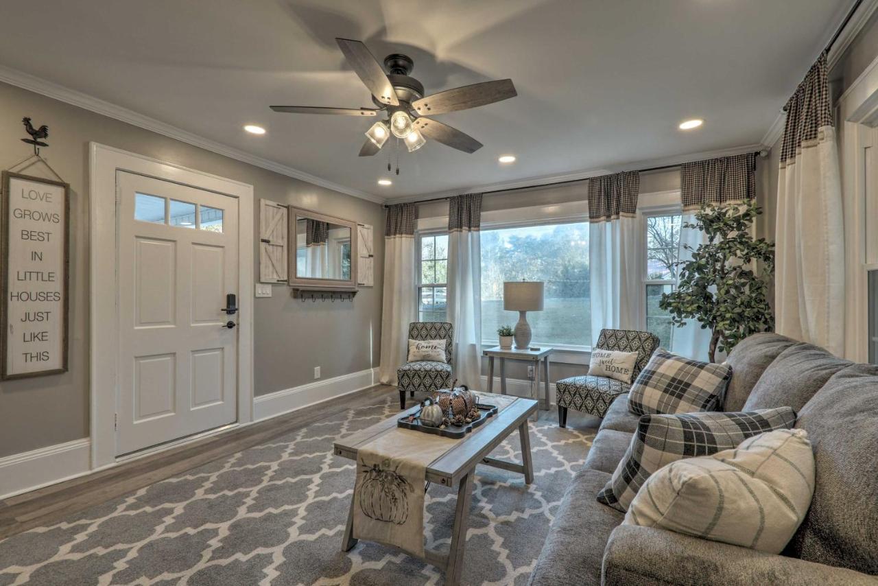 Peaceful Renovated Home With Deck On Half Acre! Asheboro Kültér fotó